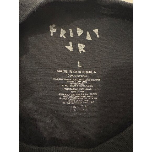 Friday Jr Black Graphic T-Shirt Large Cotton Unisex‎ W Anime Character Design - Picture 4 of 4